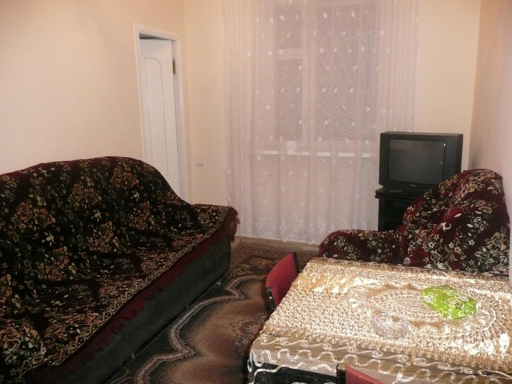 Hotel Life Jermuk Habitación foto