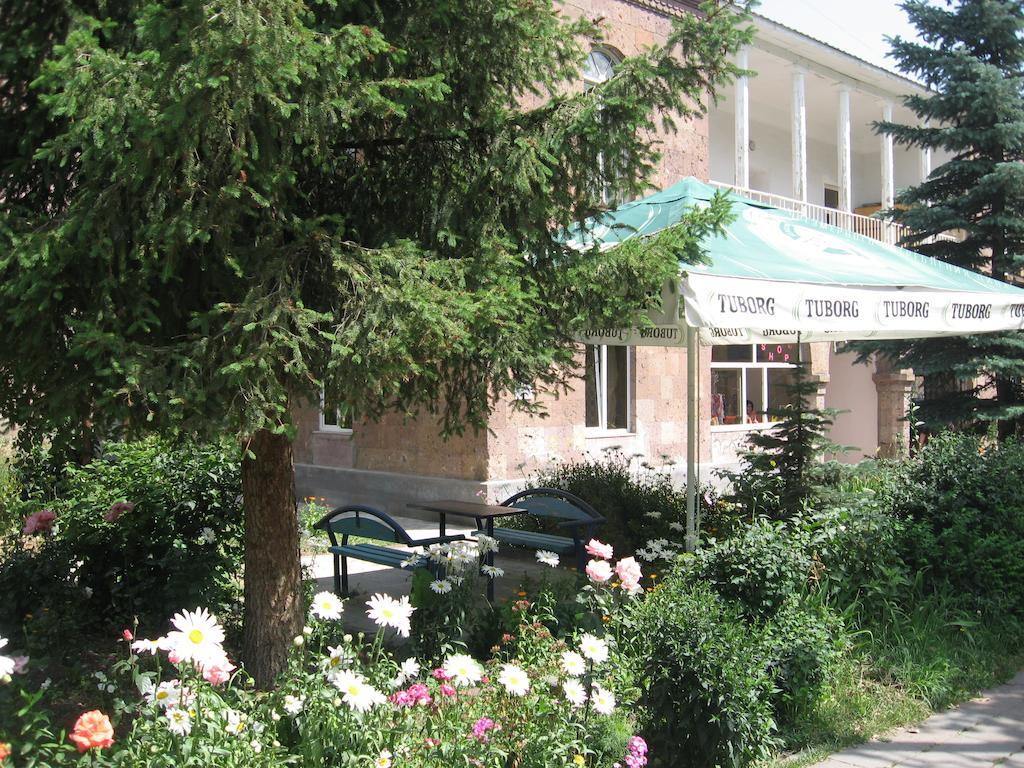 Hotel Life Jermuk Exterior foto