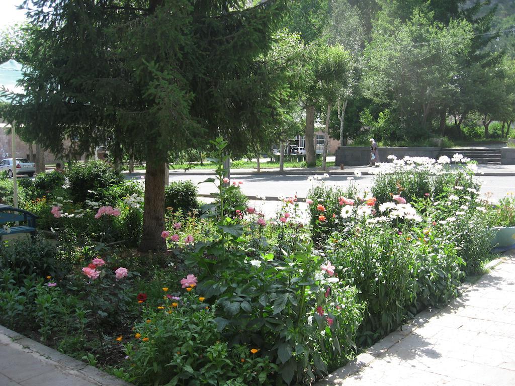 Hotel Life Jermuk Exterior foto
